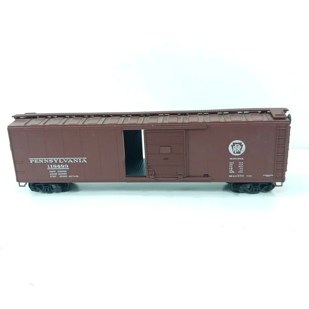 Athearn HO Scale Pennsylvania Railroad 50Ft Sgl Dr Box Car 5059 PRR 118489 Brown